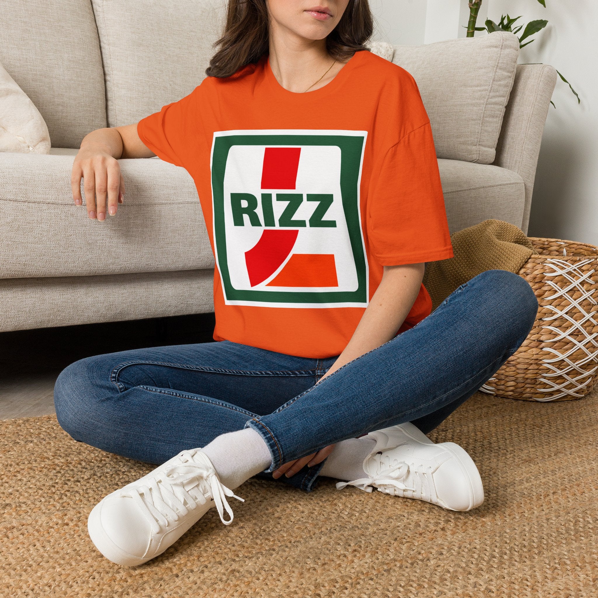 L RIZZ Retro Logo T-Shirt — Vintage-Inspired Streetwear Tee