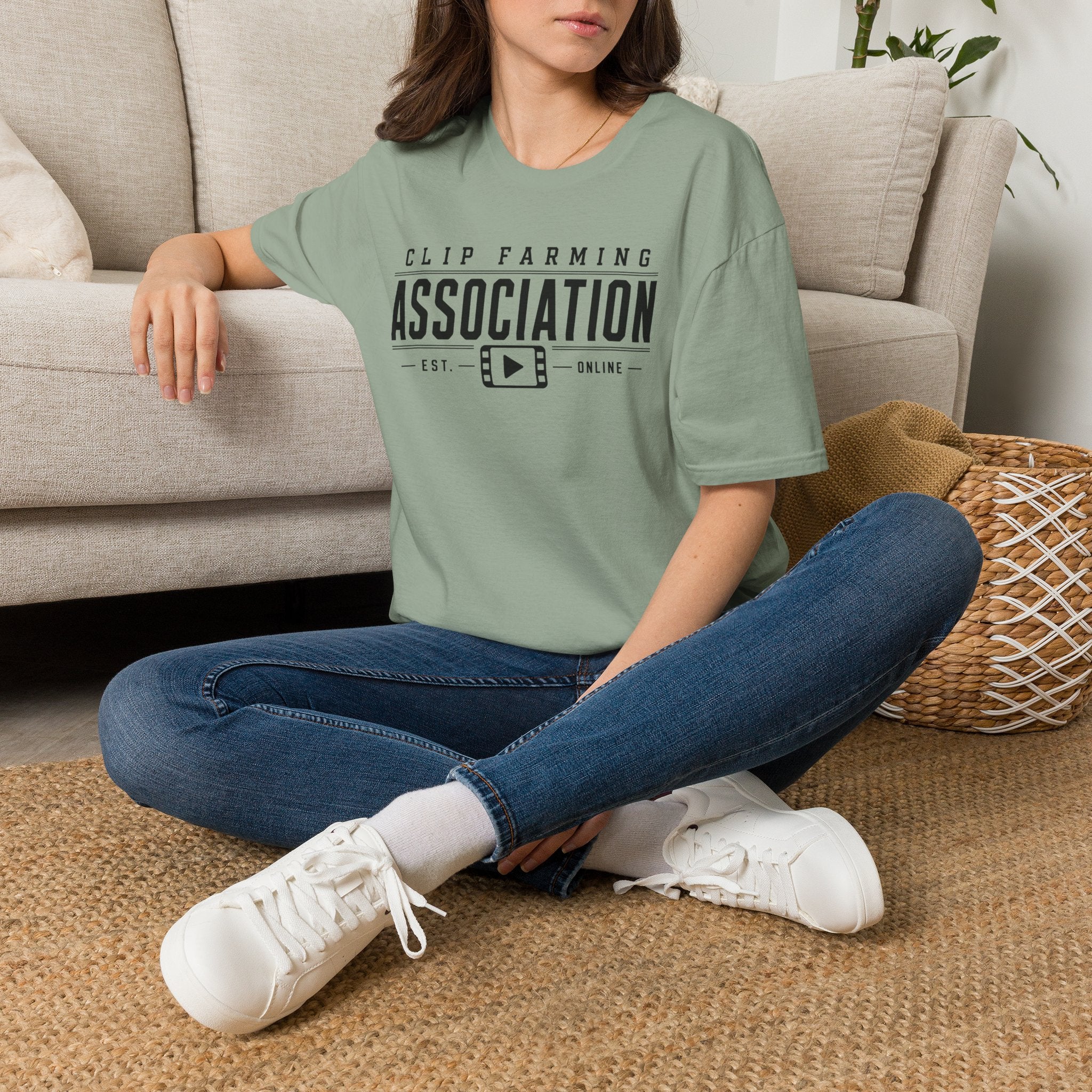 Clip Farming Association T‑Shirt — Vintage Film Reel ‘Est. Online’ Crew Tee