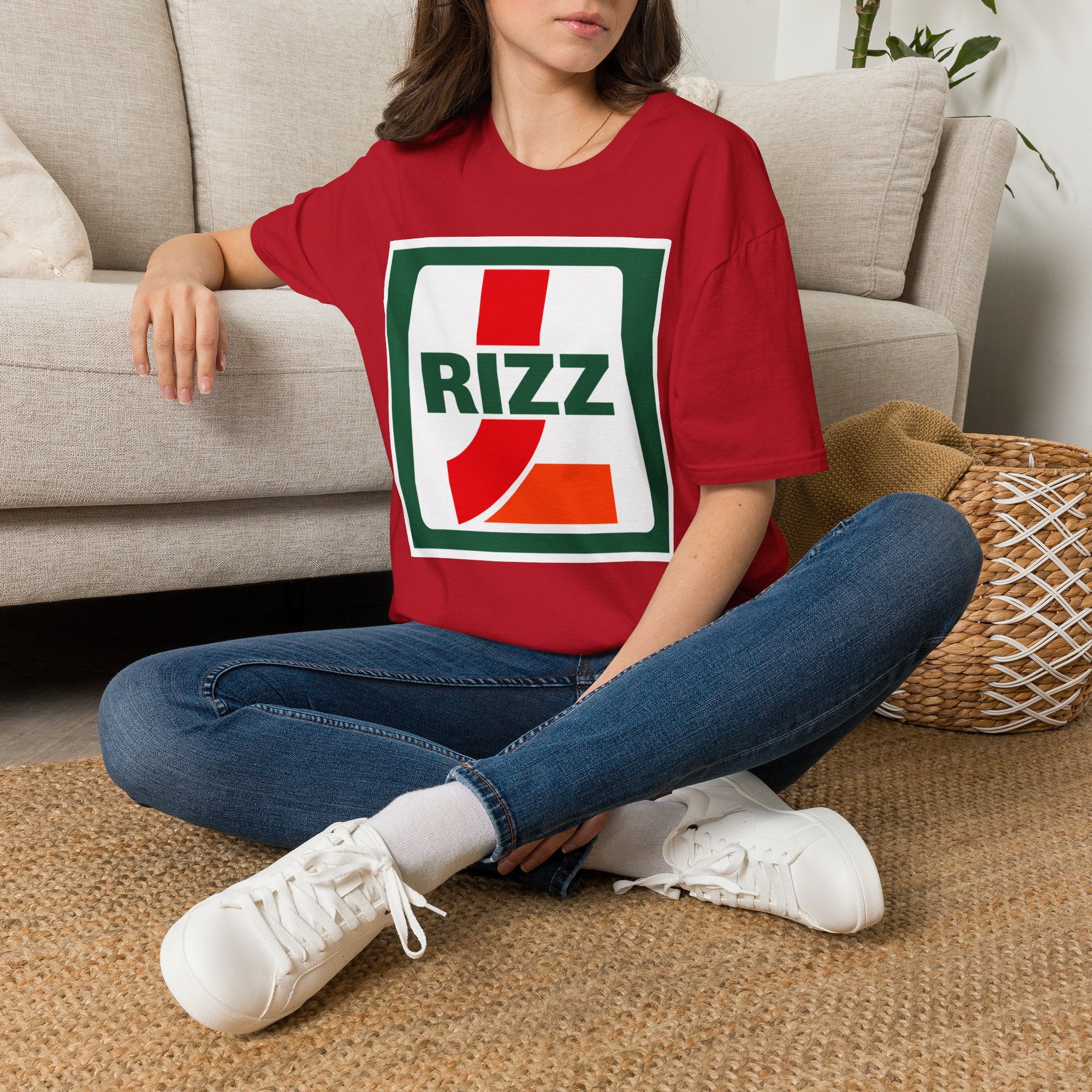 L RIZZ Retro Logo T-Shirt — Vintage-Inspired Streetwear Tee