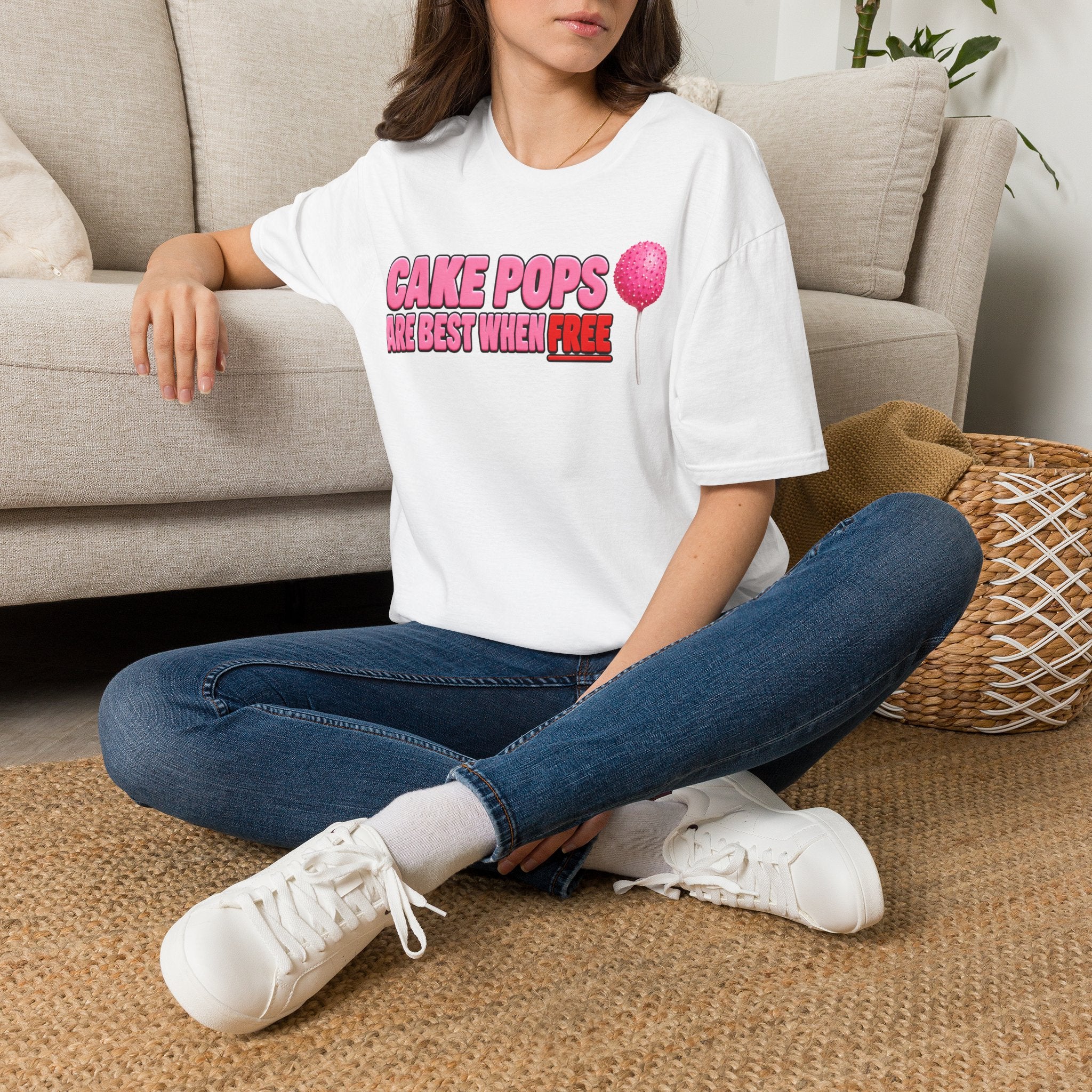 No Free Cakepops T‑Shirt — Funny Dessert Lover Graphic Tee