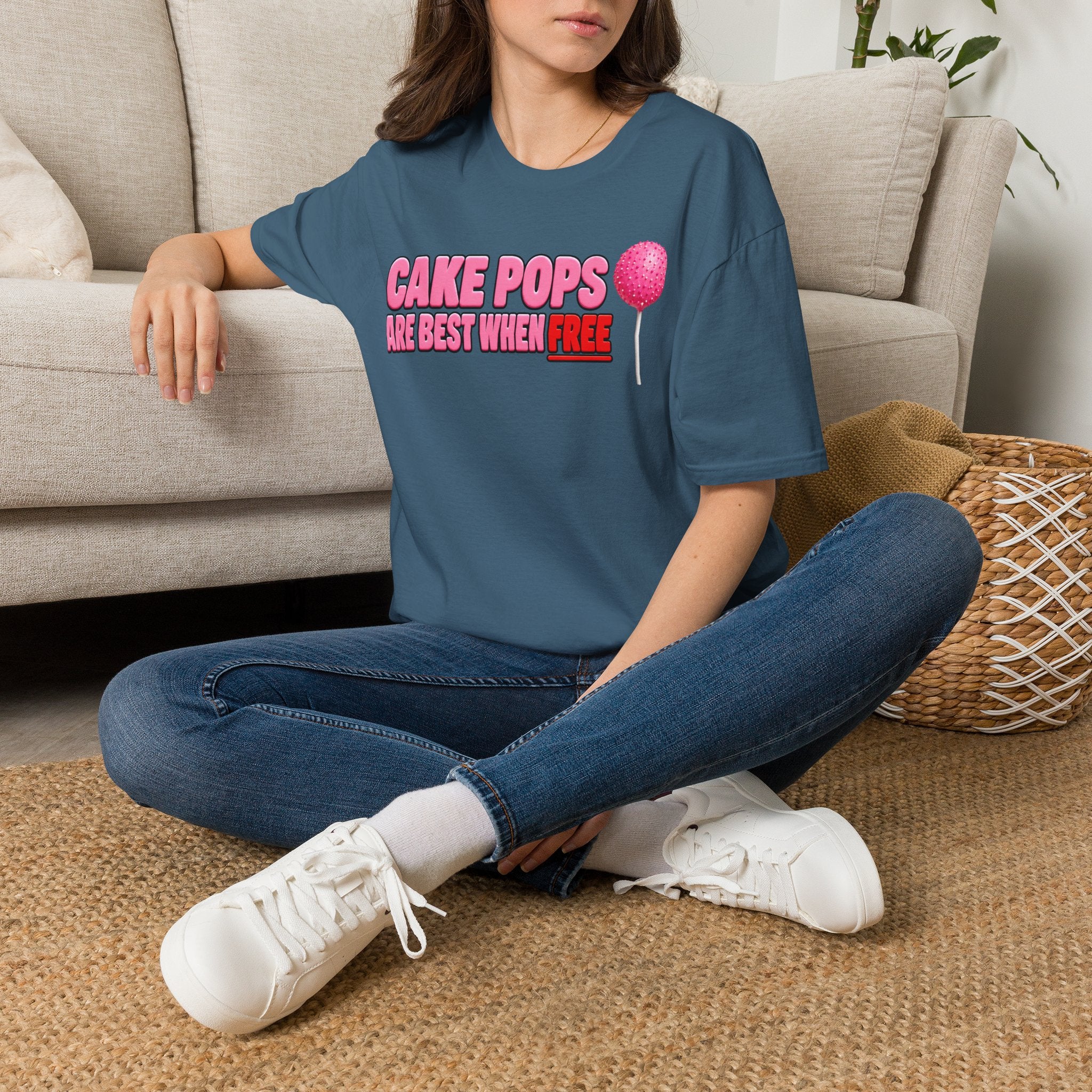 No Free Cakepops T‑Shirt — Funny Dessert Lover Graphic Tee