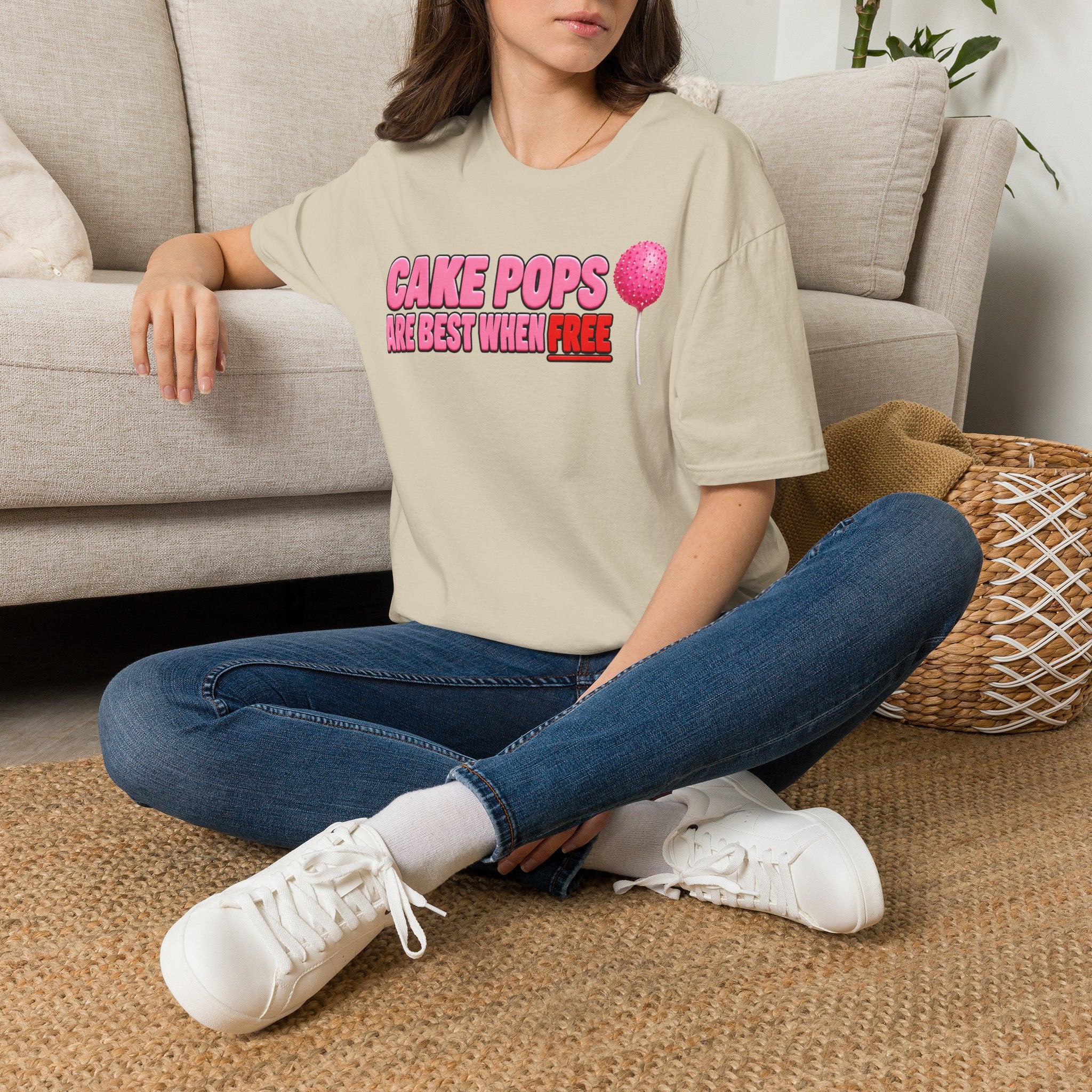 No Free Cakepops T‑Shirt — Funny Dessert Lover Graphic Tee